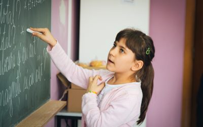 United Way România continuă eforturile de prevenire a abandonului școlar, prin programul “Educația – centrul schimbării în comunitate”