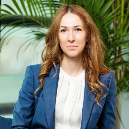 Mihaela Penes - adaptat site